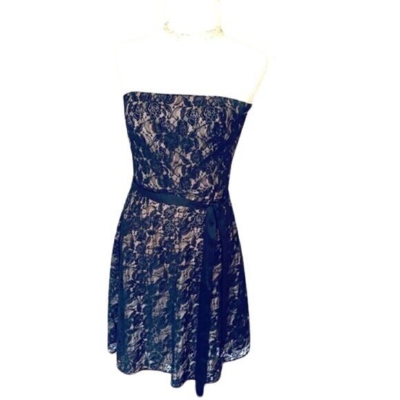 LOFT Elegant Black Lace Overlay Strapless Fit and Flare Cocktail Dress - Size 2P - Picture 1 of 14